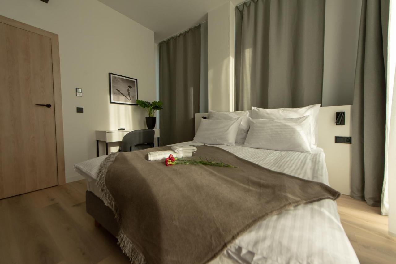 Sarnia Point Apartamenty Prestige فروتسواف المظهر الخارجي الصورة