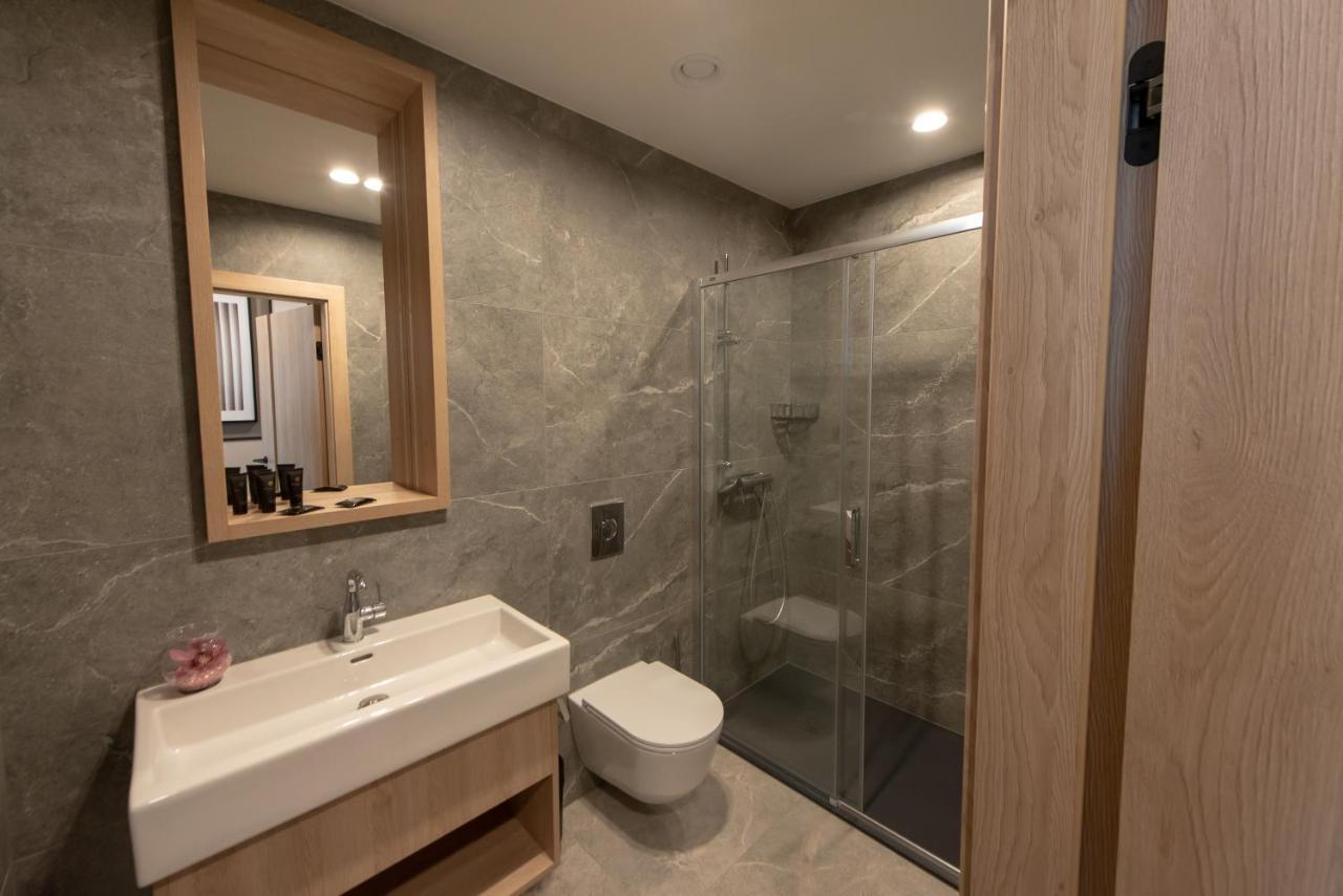 Sarnia Point Apartamenty Prestige فروتسواف المظهر الخارجي الصورة