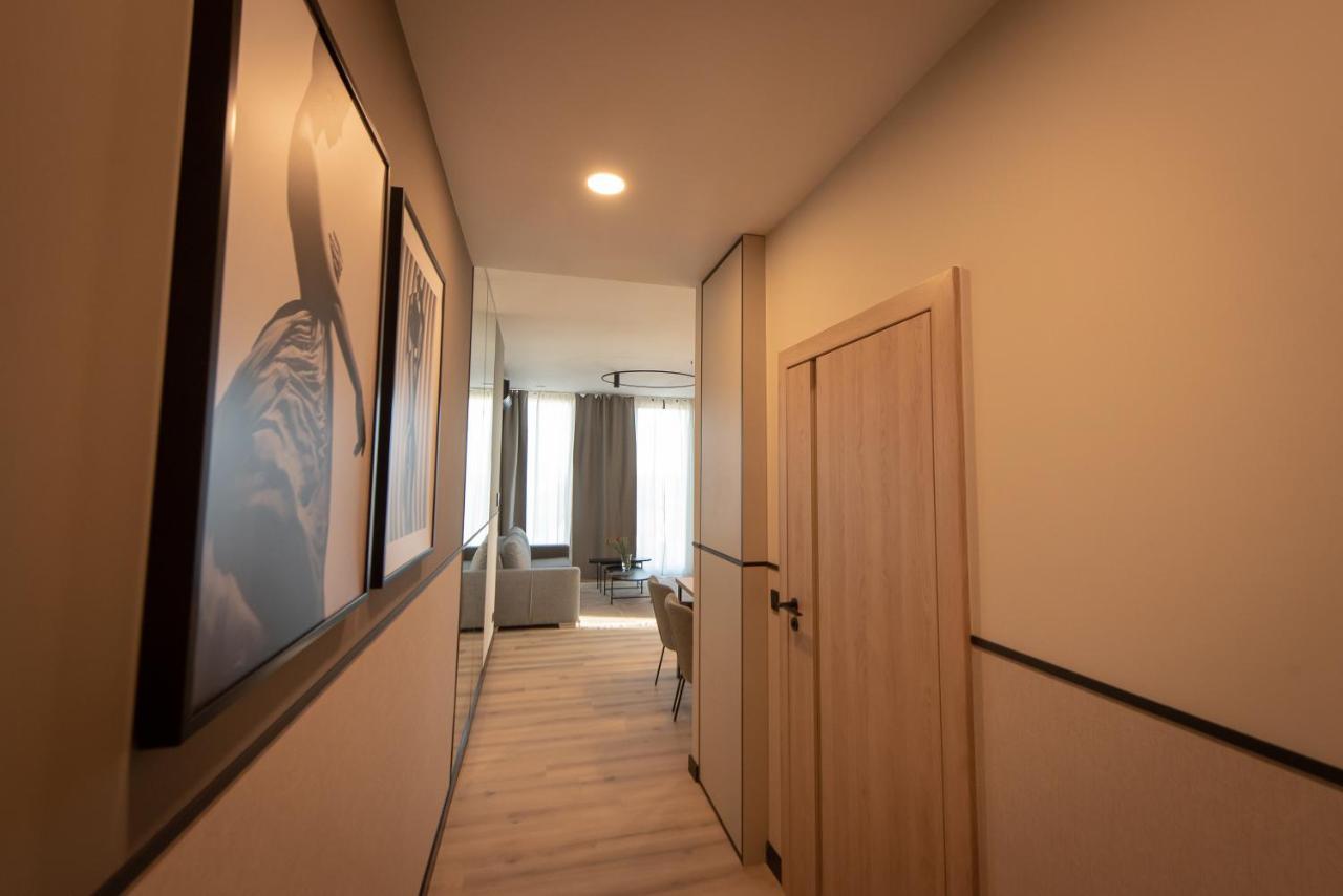 Sarnia Point Apartamenty Prestige فروتسواف المظهر الخارجي الصورة