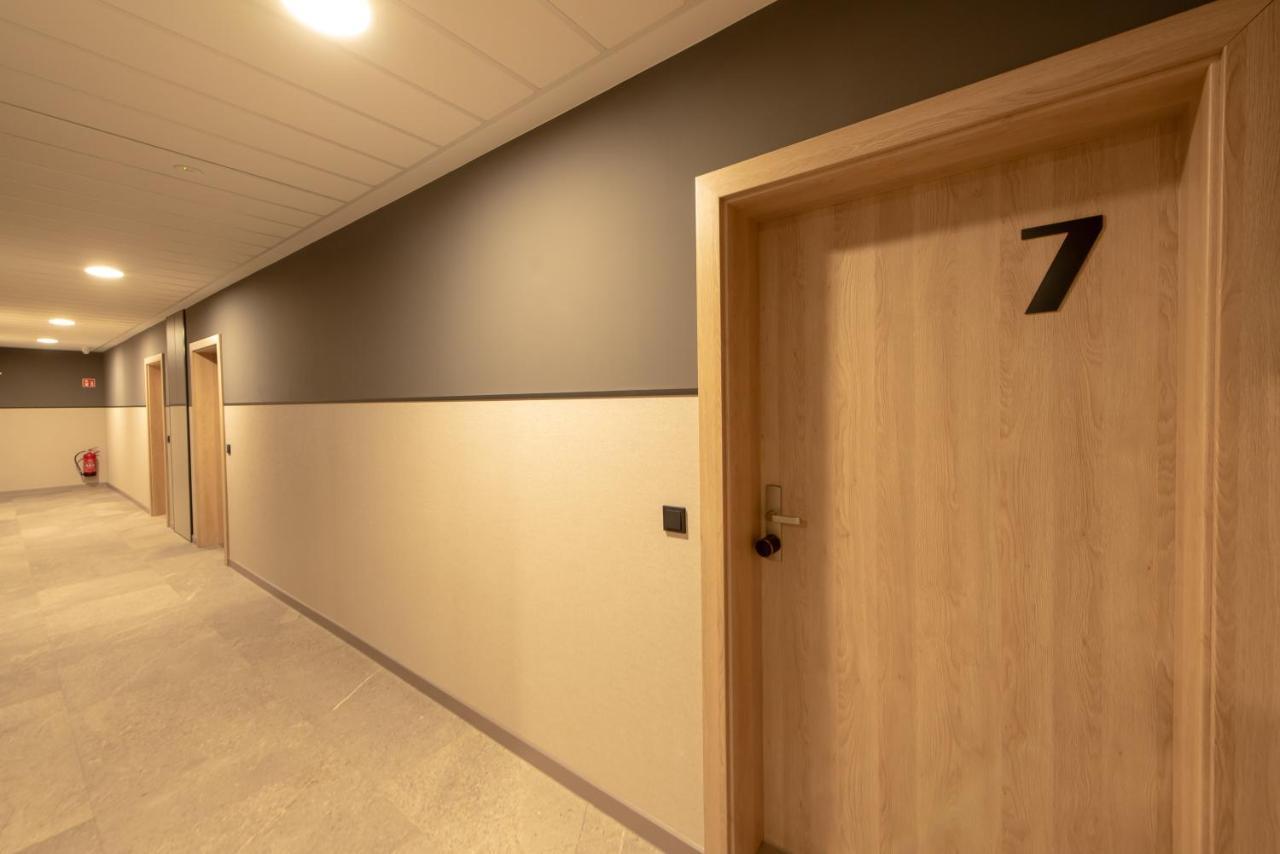 Sarnia Point Apartamenty Prestige فروتسواف المظهر الخارجي الصورة