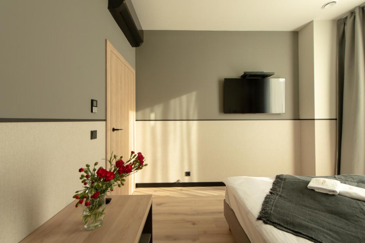 Sarnia Point Apartamenty Prestige فروتسواف المظهر الخارجي الصورة