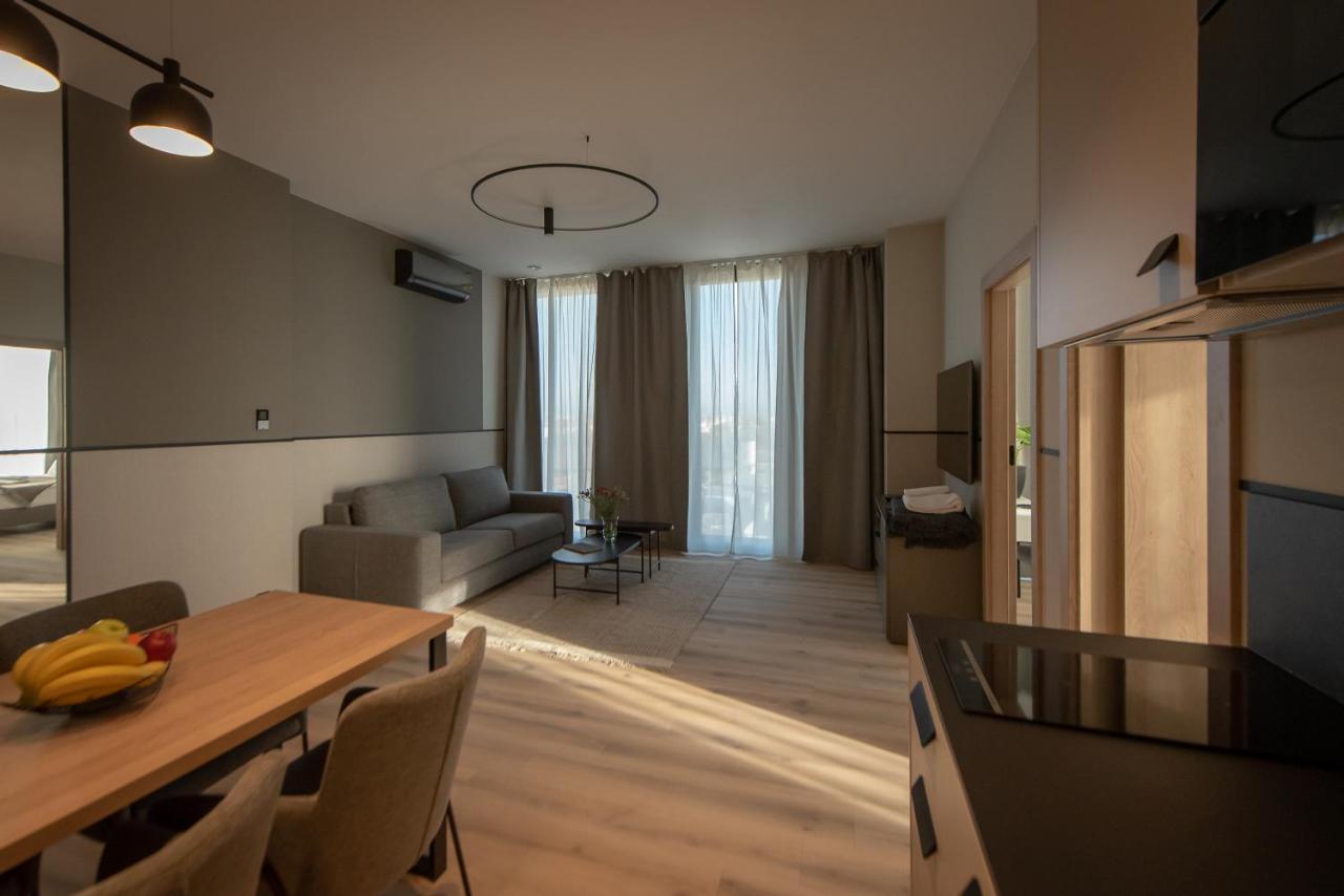 Sarnia Point Apartamenty Prestige فروتسواف المظهر الخارجي الصورة