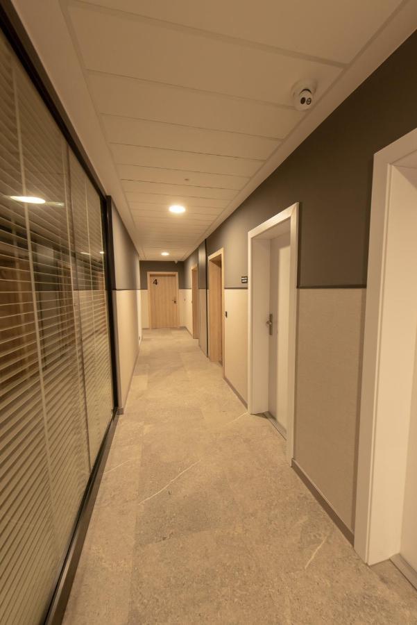 Sarnia Point Apartamenty Prestige فروتسواف المظهر الخارجي الصورة