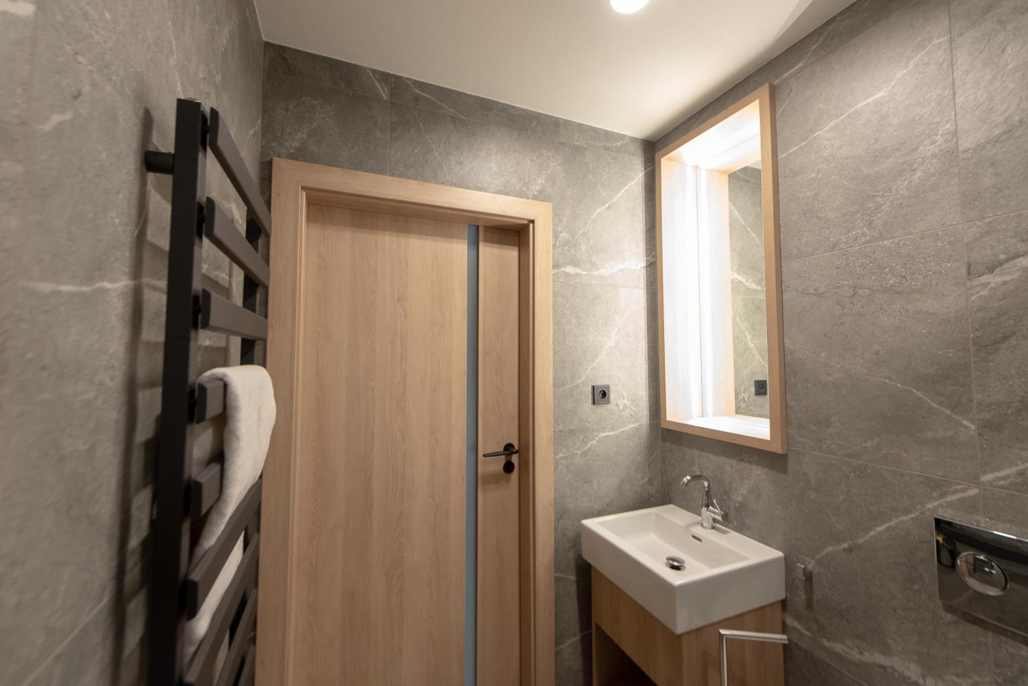 Sarnia Point Apartamenty Prestige فروتسواف المظهر الخارجي الصورة